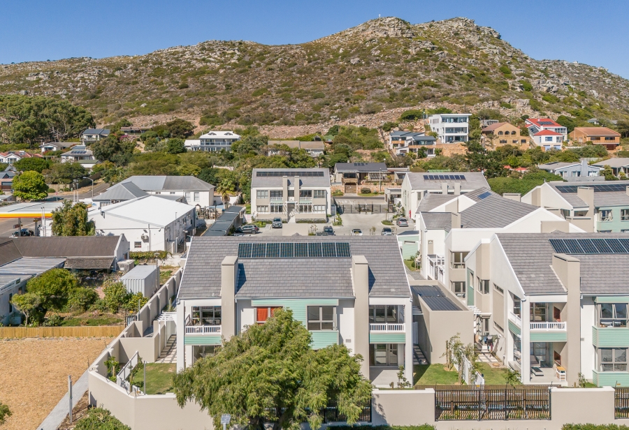 2 Bedroom Property for Sale in Kommetjie Western Cape